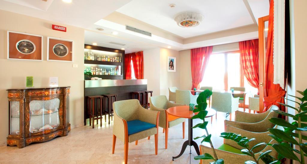 Hotel Tirrenia Sorrento Ngoại thất bức ảnh