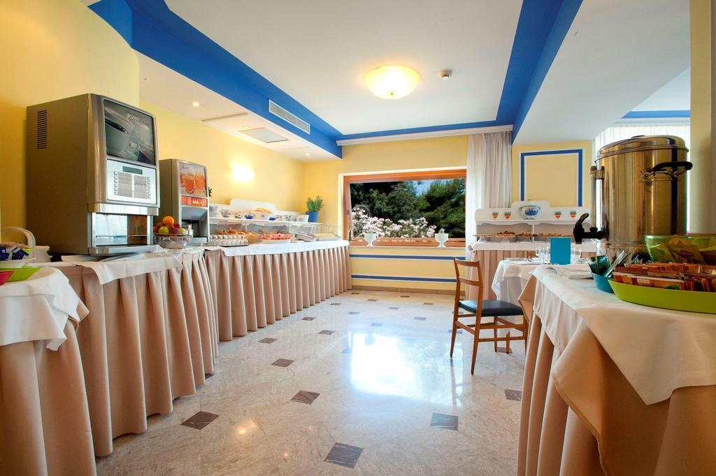 Hotel Tirrenia Sorrento Ngoại thất bức ảnh