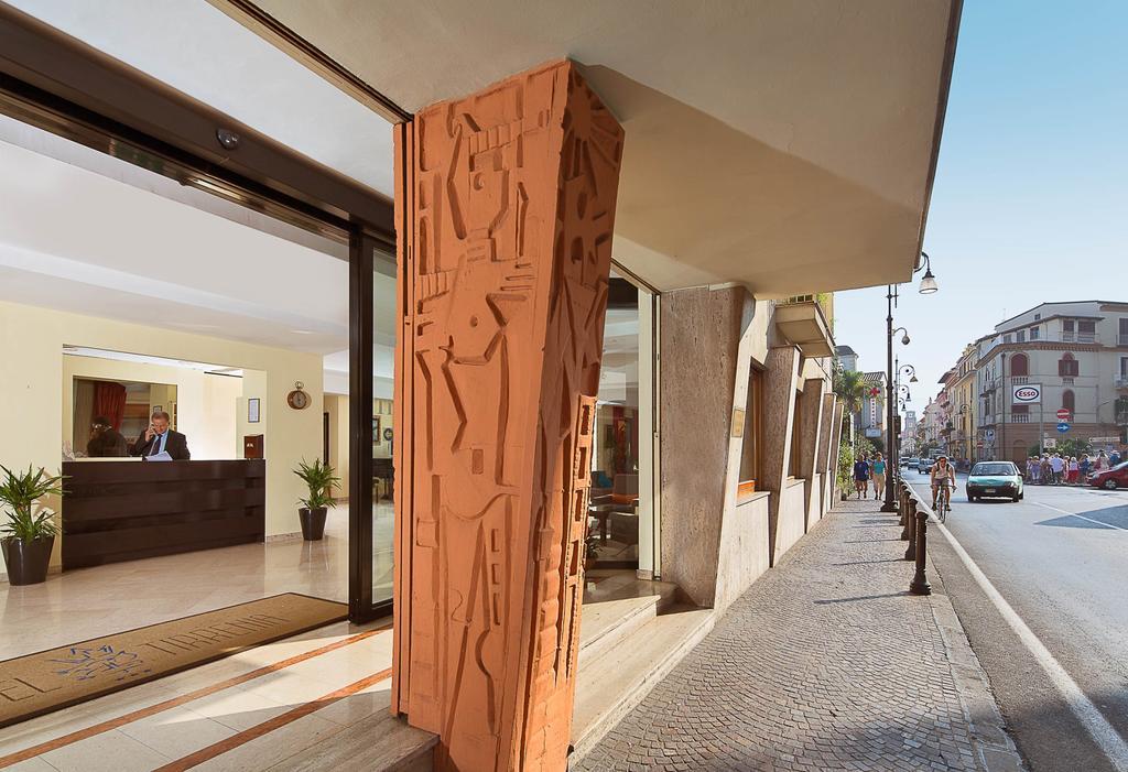 Hotel Tirrenia Sorrento Ngoại thất bức ảnh