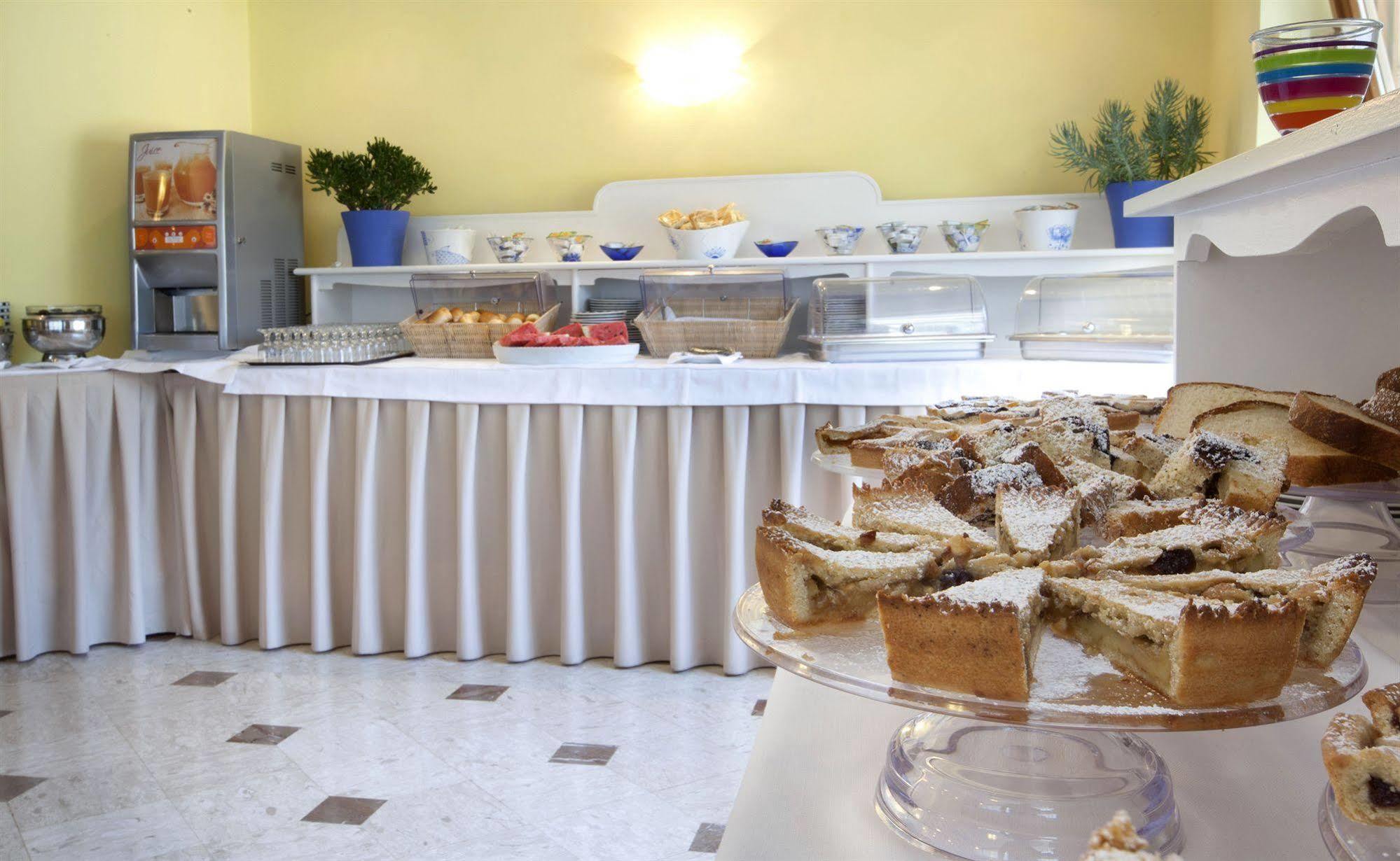 Hotel Tirrenia Sorrento Ngoại thất bức ảnh